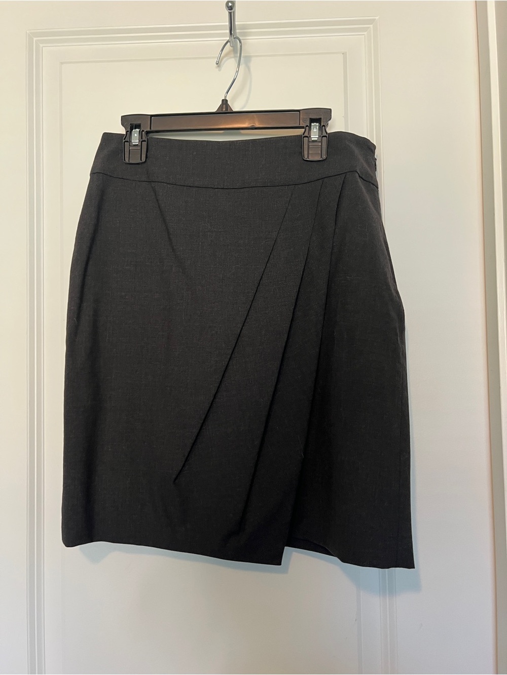 Ann Taylor Black Pencil Skirt with Front Pleat